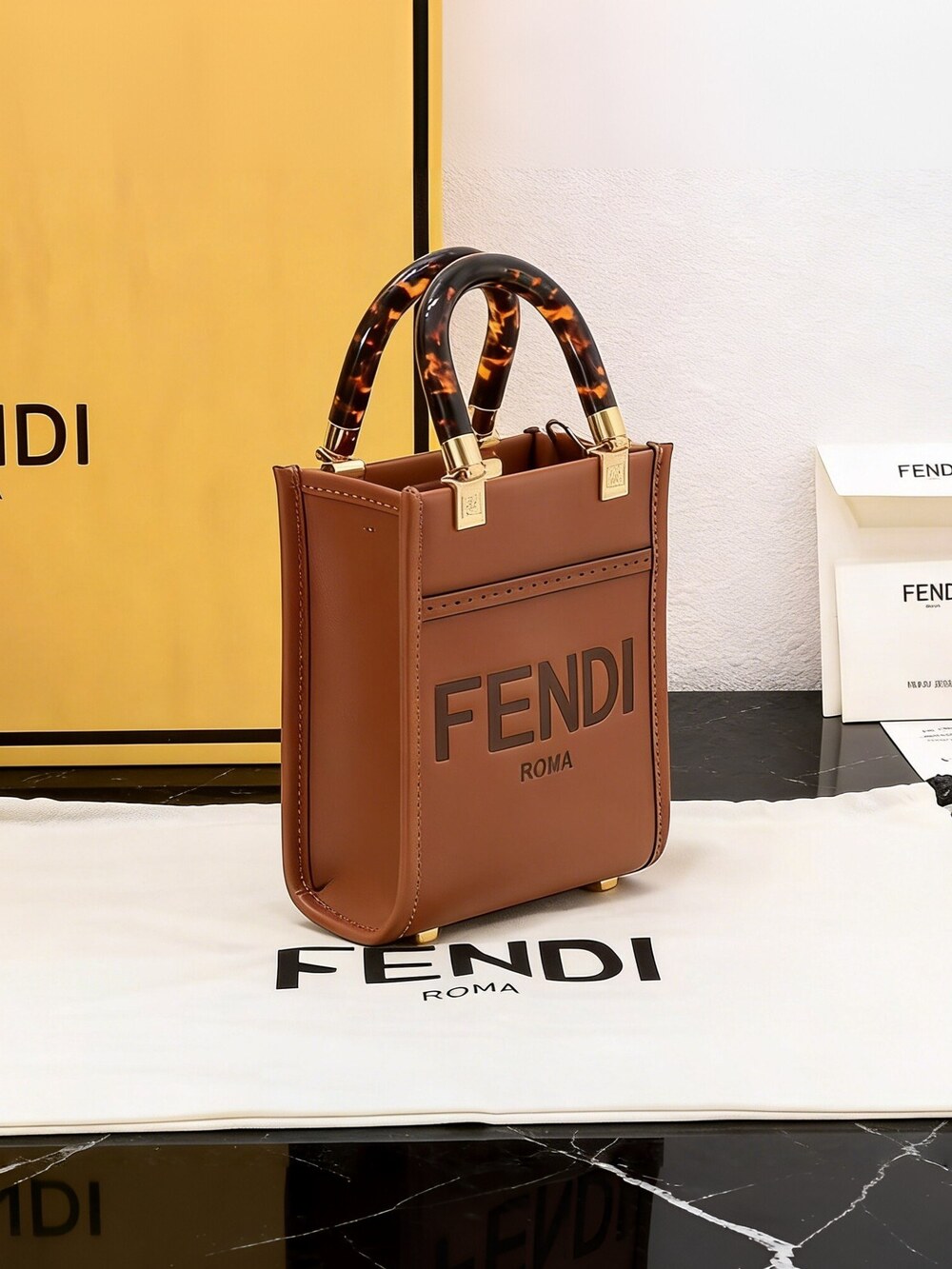 Fendi Sunshine Mini Shopper - Picture 2 of 9